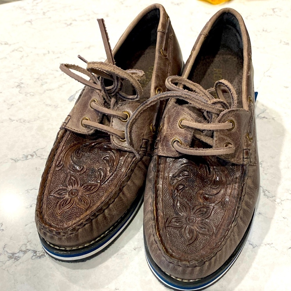ROPER Tooled Leather Shoes